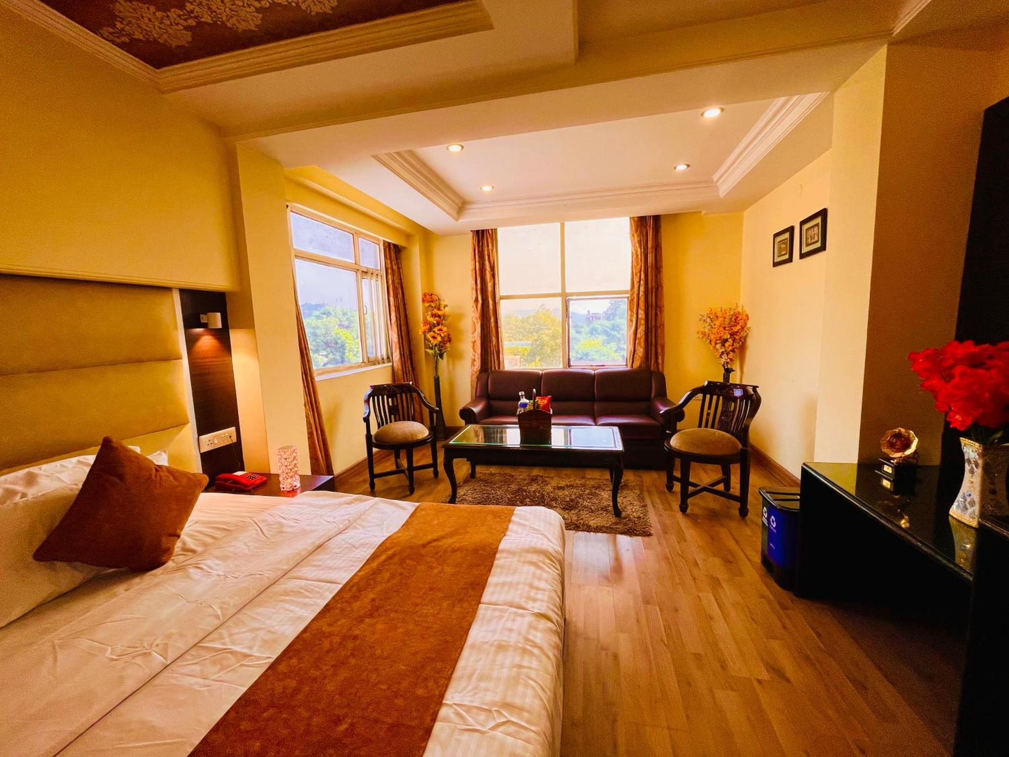 The Reo Luxury Hotel - Haridwār Eksteriør bilde